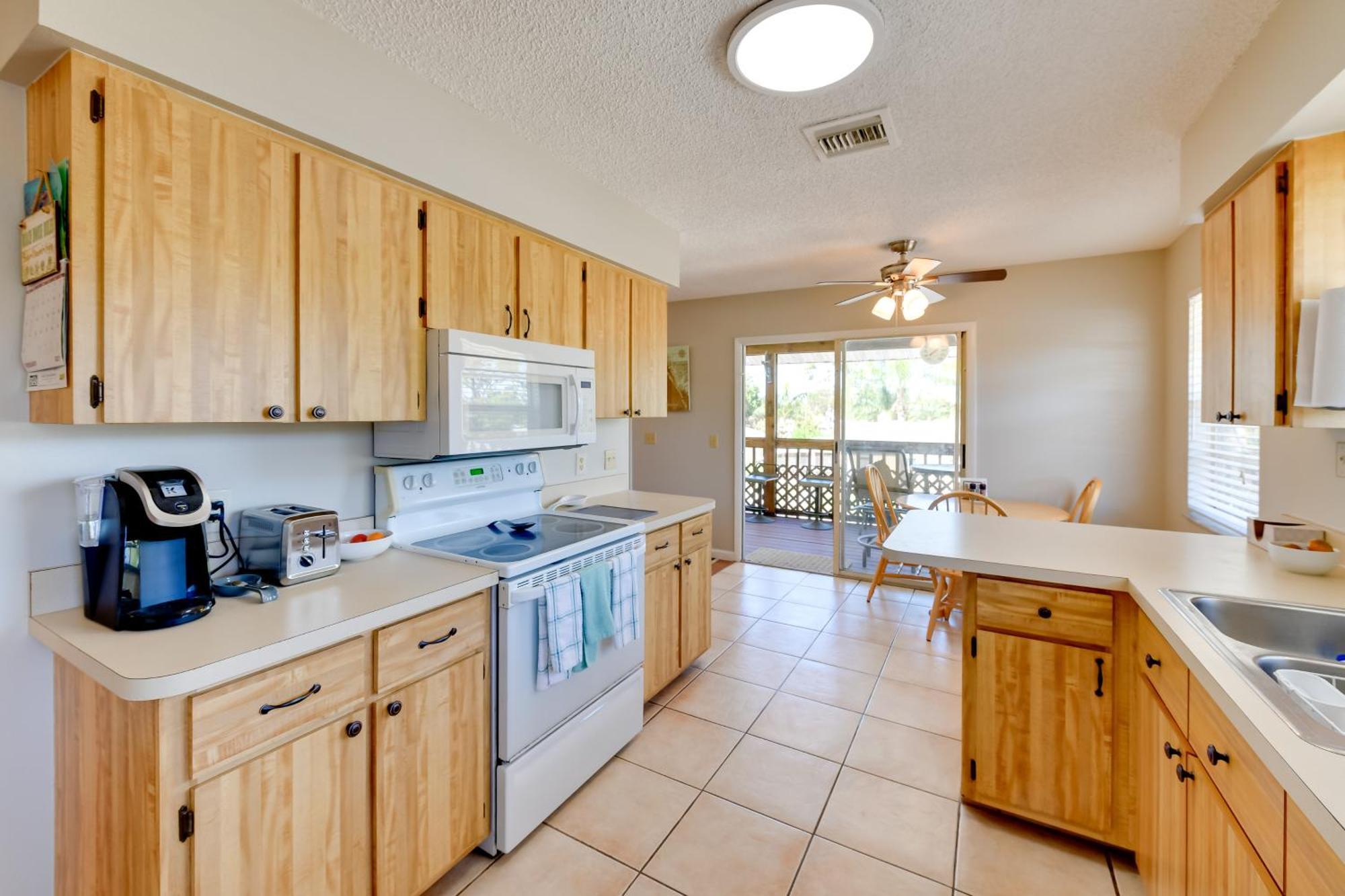 Coastal Oasis With Shared Pool, 2 Mi To Beach! Englewood Εξωτερικό φωτογραφία