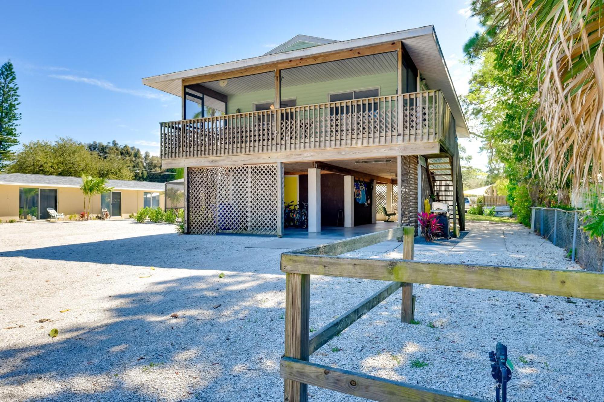 Coastal Oasis With Shared Pool, 2 Mi To Beach! Englewood Εξωτερικό φωτογραφία
